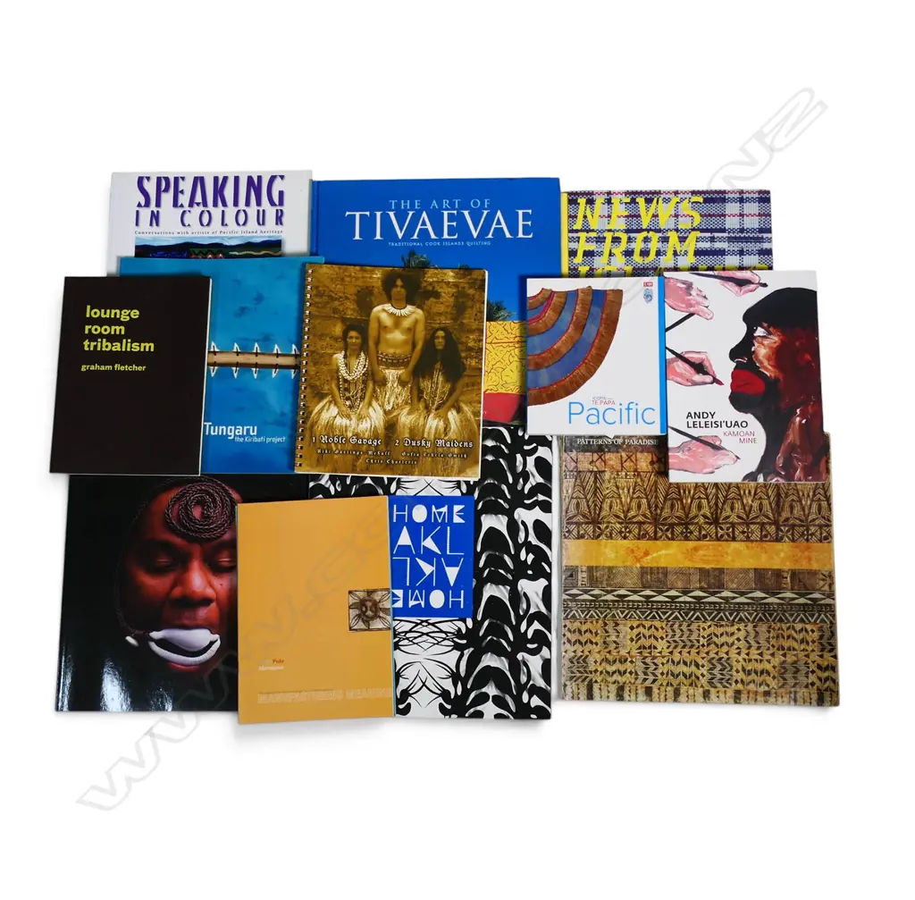 TWELVE PUBLICATIONS - CONTEMPORARY PACIFIC ART AND CRAFTS INCL. TIVAEVAE Image 1++